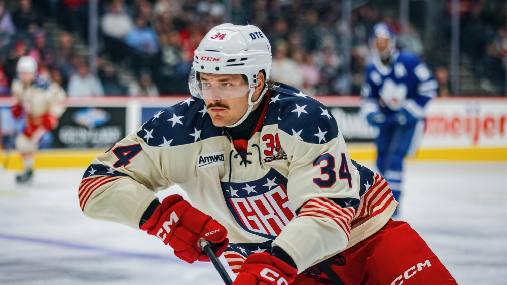 Tralmakam piektie vārti un desmitā uzvara sezonā, Vilmanim piespēle – Hokejs – Sportacentrs.com