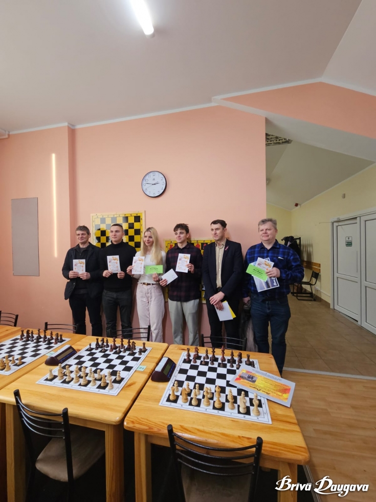 Laikraksta «Brīvā Daugava» turnīrā arī šogad uzvar Krustpils šahisti un Jēkabpils dambretisti