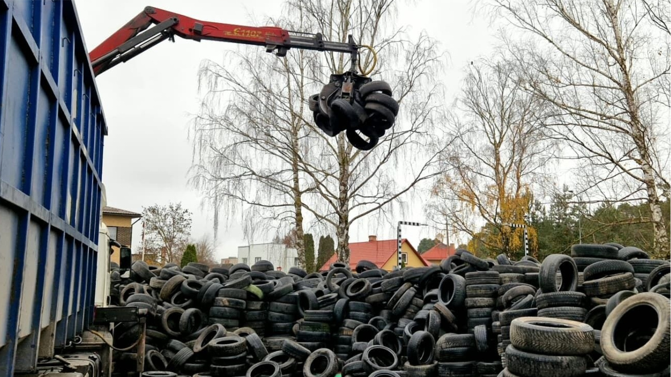 Jēkabpilī pārstrādei nodotas 57,24 tonnas riepu / Jēkabpils Laiks: Jēkabpils ziņas