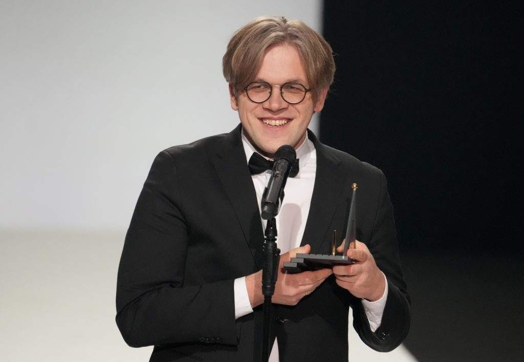 Izrāde ‘Alfas’ par traģisko 2011. gada Jēkabpils apšaudi triumfē ‘Spēlmaņu naktī’ / Jēkabpils Laiks: Jēkabpils ziņas