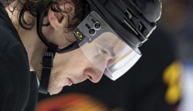 "Canucks" treneris sniedz jaunumus par Bļugera veselības stāvokli