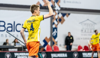 Latvijas Florbola savienība » LV » 2025/2026 » Jaunumi » "Masters Ulbroka/LU" atspēlējas no 0:3 un uzvar "Bausku"