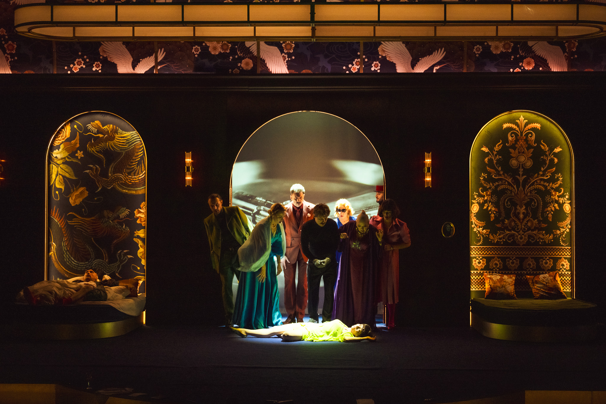 Skats no izrādes "Slepkavība Austrumu ekspresī" // Foto – Kristaps Kalns