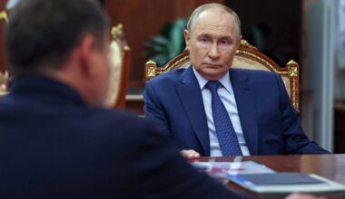 Tuvumā palikuši tikai pakalpiņi. Putins arvien vairāk zaudē Krievijas elites cieņu, pārvēršoties par “kārpainu pīli”