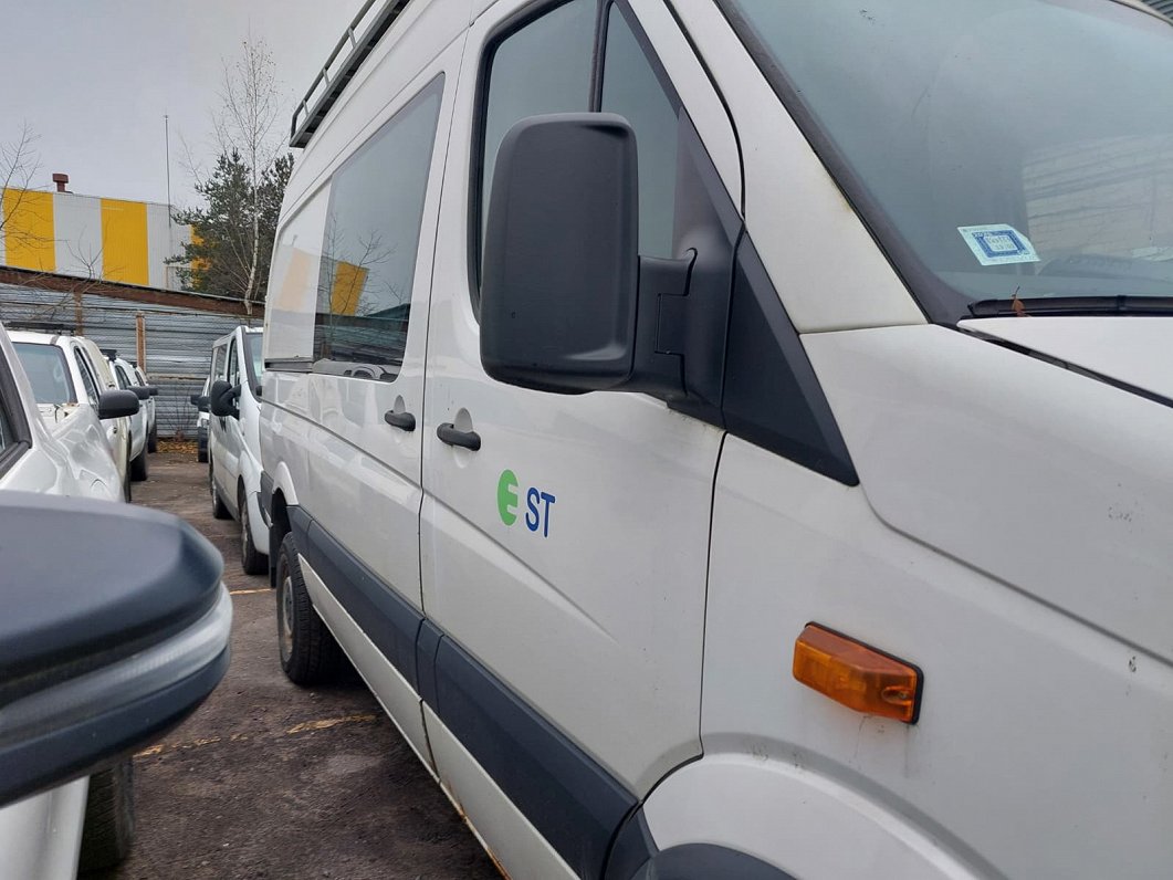 No Latvijas uz Ukrainu dodas 65 ziedoti auto