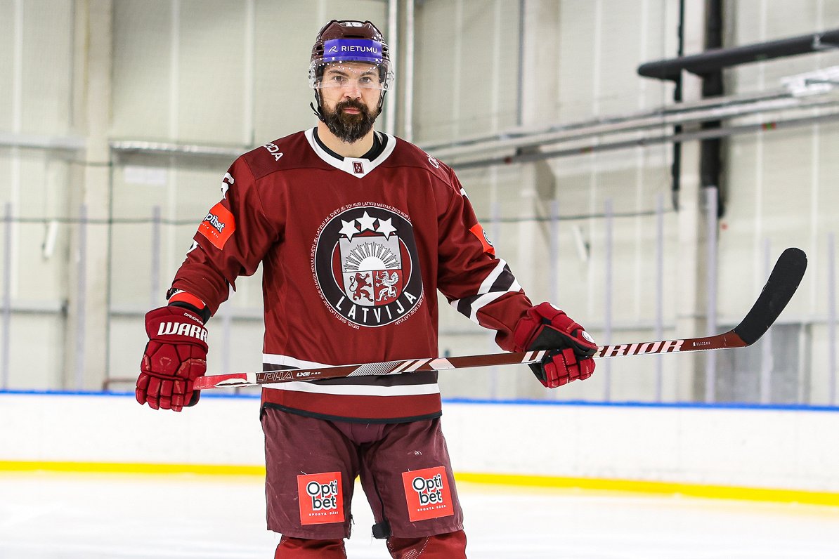 Latvijas hokeja izlases jaunā dizaina krekli