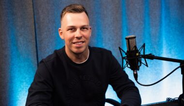 Cik pelna pilots? Saruna ar pilotu Matīsu Veisu par profesijas aizkulisēm / Raksts