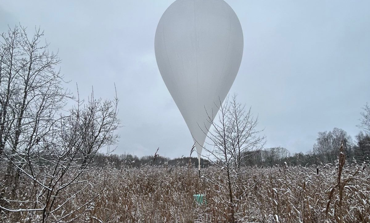 Kontrabandas preču balons no Baltkrievijas. Attēls ilustratīvs.