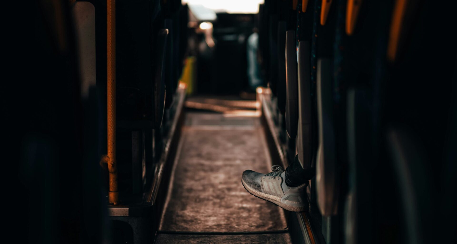 Lietuvas robeža ar Baltkrieviju slēgta; lietuvieši meklē apkārtceļus -