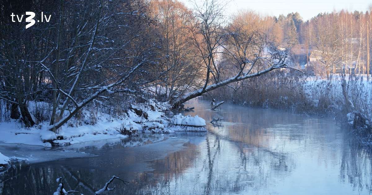Latvijai tuvojas sniega mākoņu zona, vietām veidosies piecus centimetrus bieza sniega sega