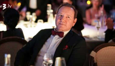 Kevins Speisijs atbild runām par savu bezpajumtnieka statusu