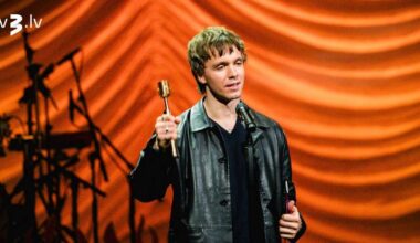 Darbu pieteikšana “Zelta mikrofonam” ieiet finiša taisnē; izmaiņas žūrijas struktūrā