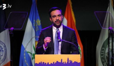 Ņujorkas mēra vēlēšanās prognozē demokrāta Mamdani uzvaru