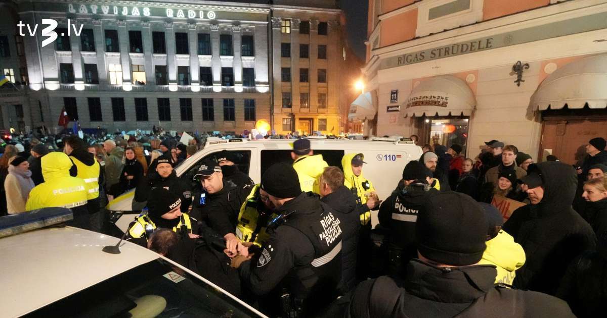 Stambulas konvencijas protestā policija aizturējusi divus cilvēkus