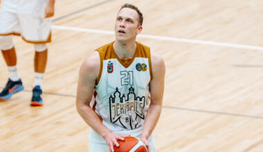 "Jēkabpilij" dižs pirmais puslaiks, bet Nelsons pavērš kausa spēli par labu "Ogrei" – Basketbols – Sportacentrs.com