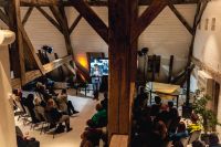 Viss ir materiāls prozai. Nerakstošā rakstniece klausās "Prozas lasījumus"