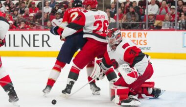 Balinska "Panthers" uzvar Austrumu konferences līderi "Hurricanes"; "Penguins" ar Šilovu rezervē zaudē "Maple Leafs"