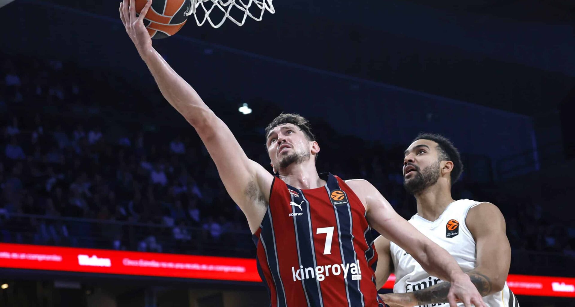 Kurucam un "Baskonia" varoņdarbs neizdodas, Šmita vakaru izjauc piezīmju problēma