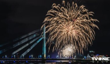 Rīgā aizliedz naktīs lietot pirotehniku