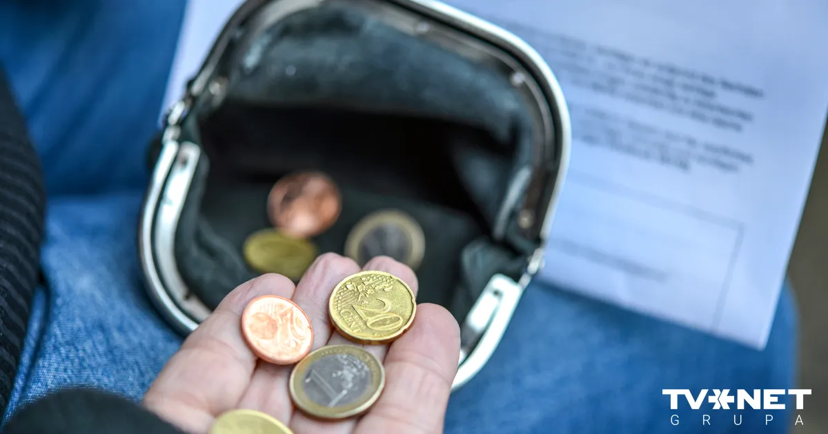 Igaunijā no apgrozības izņemtās viena un divu eiro centu monētas tiek sūtītas uz Latviju