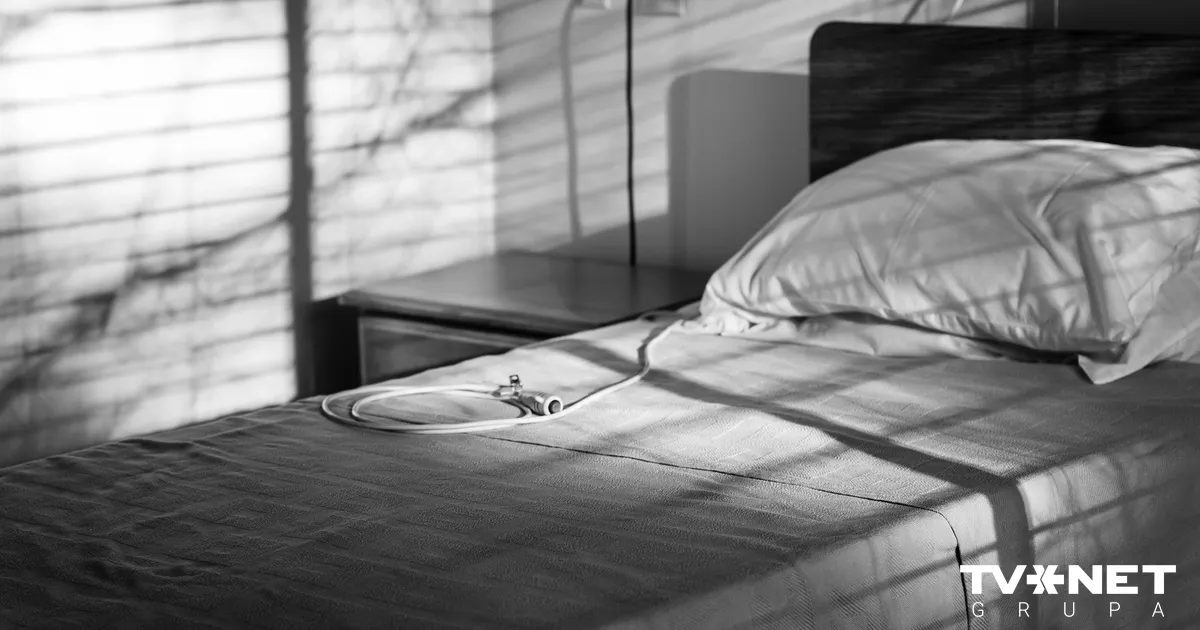 VIDEO ⟩ Svētku laikā slimnīcas kļūst par pamesto senioru patvērumu