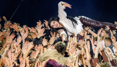 Mērogs un dinamisms kustībā. Deju skolas Dzirnas lieluzveduma Indulis un Ārija recenzija / Diena