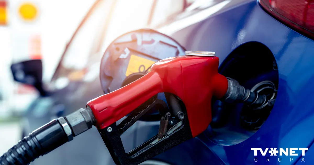 Latvijā nedaudz samazinājušās dīzeļdegvielas un benzīna cenas