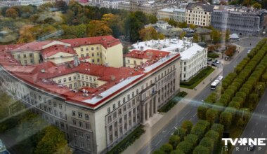 Pie Ministru kabineta notiek protests pret autoceļu lietošanas nodevu