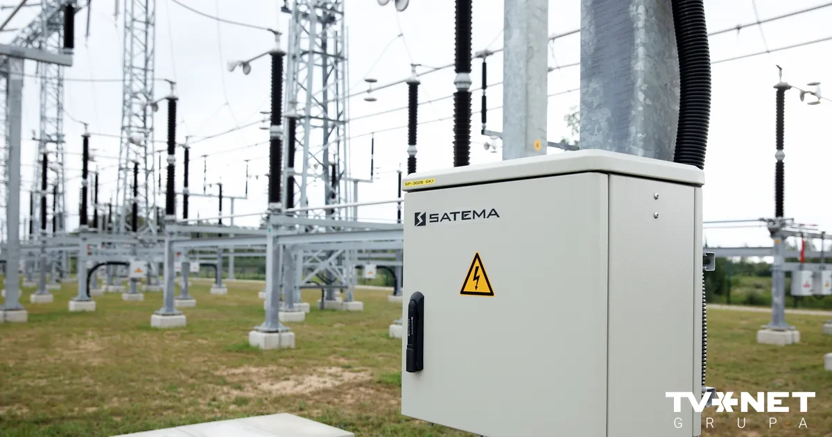 Elektroenerģijas cenas vasarā samazinājās, Baltijā sasniedzot zemāko līmeni kopš kara sākuma Ukrainā 2022. gadā.