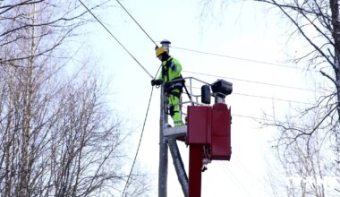 Elektroapgāde traucēta aptuveni 7000 klientu