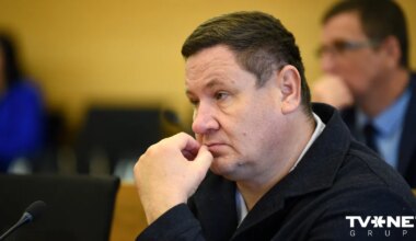 Ogres valdošās koalīcijas deputāti neatbalsta priekšlikumu gāzt Helmani