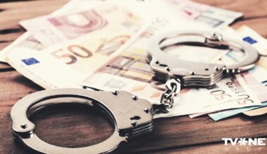 Amatpersonai piesolīja 100 000 eiro lielu kukuli: lieta nodota tiesai