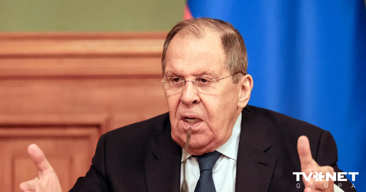 Lavrovs apgalvo, ka ukraiņi veikuši dronu triecienu Putina rezidencei Valdajā - Apollo.lv