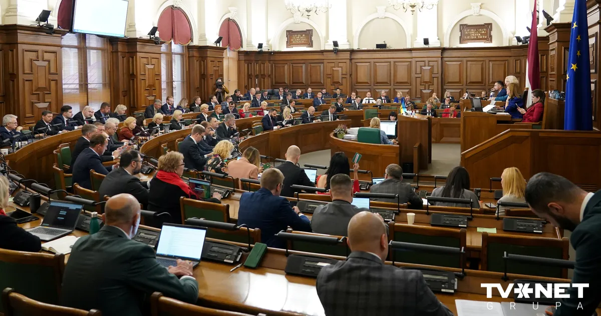 Saeima saīsina budžeta debašu runām atvēlamo laiku