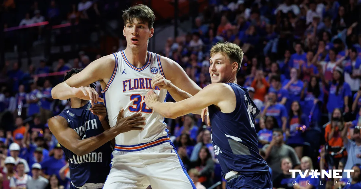 Pasaulē garākais pusaudzis basketbolā uzstāda jaunu rekordu. Par cik centimetriem apsteidz NBA spēlētāju Porziņģi?