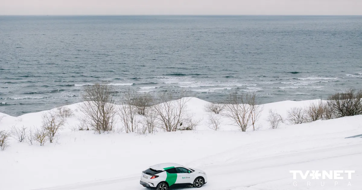 "Bolt" Jaungada naktī ierobežos koplietošanas auto un skrejriteņu pakalpojumus