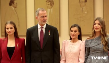 Spānijas karaliskā ģimene ir drošās rokās