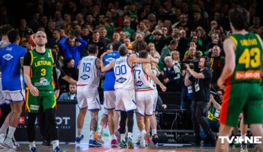 Banki vadītā Itālijas izlase dramatiskā galotnē pārspēj Lietuvu