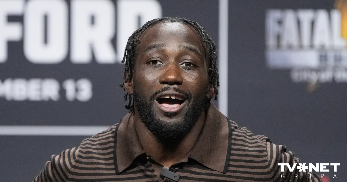 Kraufordam par nodevu nesamaksāšanu atņem WBC pasaules čempiona jostu