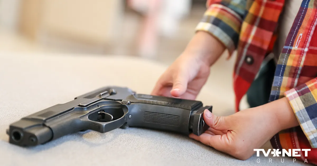 Prokuratūra nemainīs nozieguma kvalifikāciju traģēdijā Pļavniekos bojā gājušo zēnu lietā