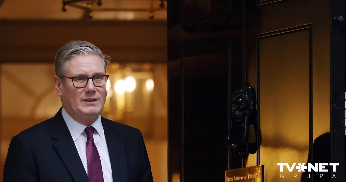 Stārmers, Makrons un Mercs Londonā tiksies ar Zelenski