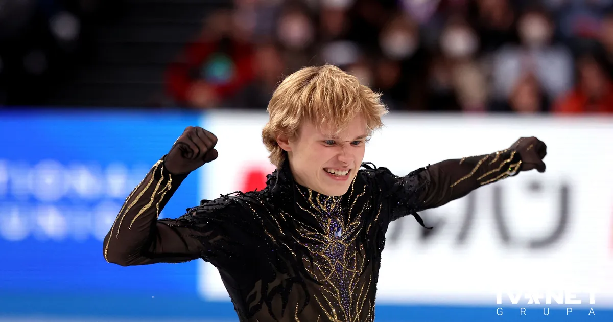 NOSKATIES ⟩ Daiļslidošanas sensācija Maļiņins ar neticamu sniegumu labo pasaules rekordu