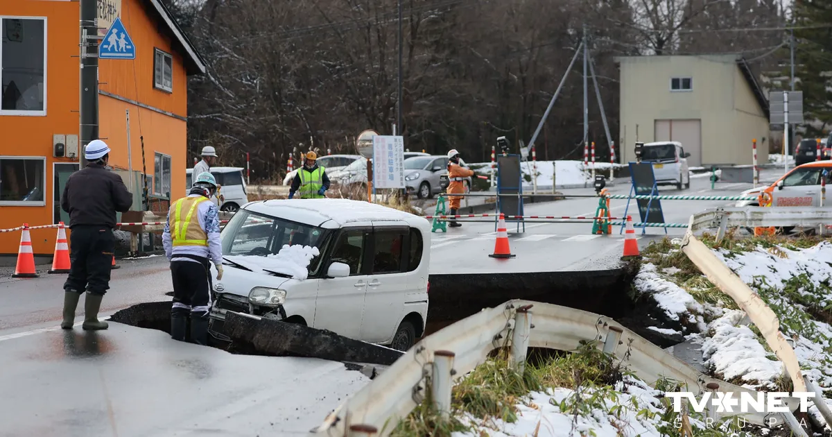 FOTO ⟩ Japānā 7,5 magnitūdu zemestrīcē ievainoti vairāki desmiti cilvēku