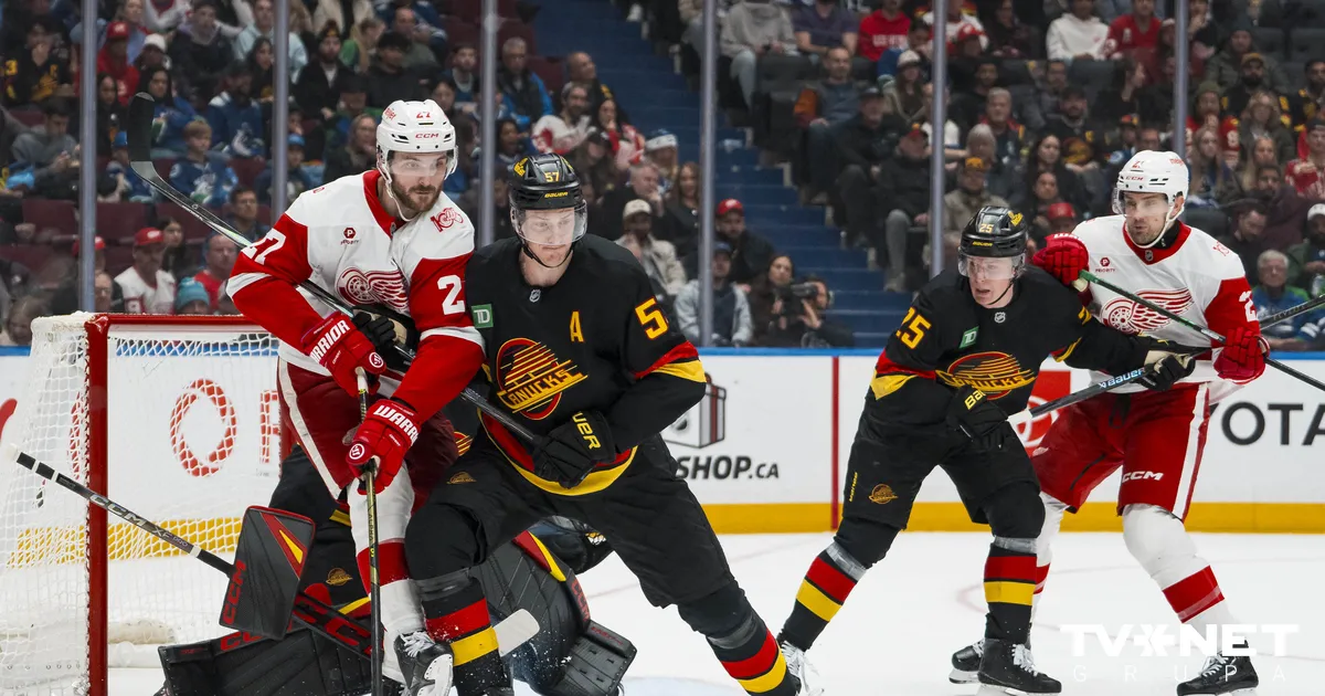 "Canucks" bez Bļugera piedzīvo "sauso" zaudējumu