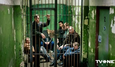 Mentu un bandītu trauslais līdzsvars Rīgā deviņdesmitajos – “Tumšzilais evaņģēlijs” nonāk LMT Viedtelevīzijā