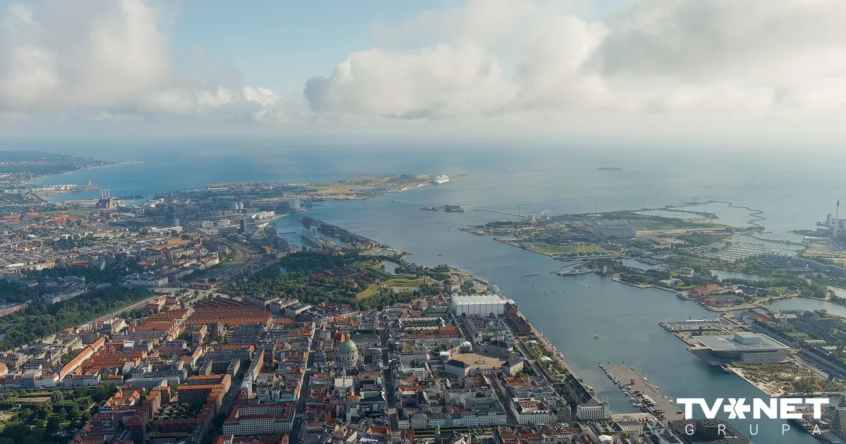 ASV pieņem aizsardzības budžetu ar atbalstu Eiropai un Ukrainai; tikmēr Dānija atzinusi ASV par iespējamu drošības draudu