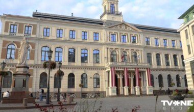 Rīgas domē ieilgst diskusijas; sēde tiek pārtraukta