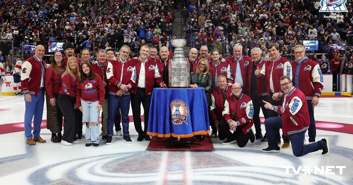 Sandis Ozoliņš godināts NHL čempionu 30 gadu jubilejas pasākumā