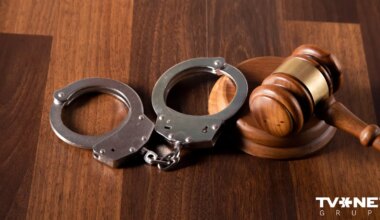 Par tiesneses publisku apsaukāšanu vīrietim piespriež divu mēnešu cietumsodu