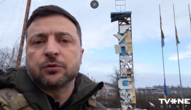 aplenkts krievu grupējums Kupjanskā un dots trieciens kuģiem Kaspijas jūrā